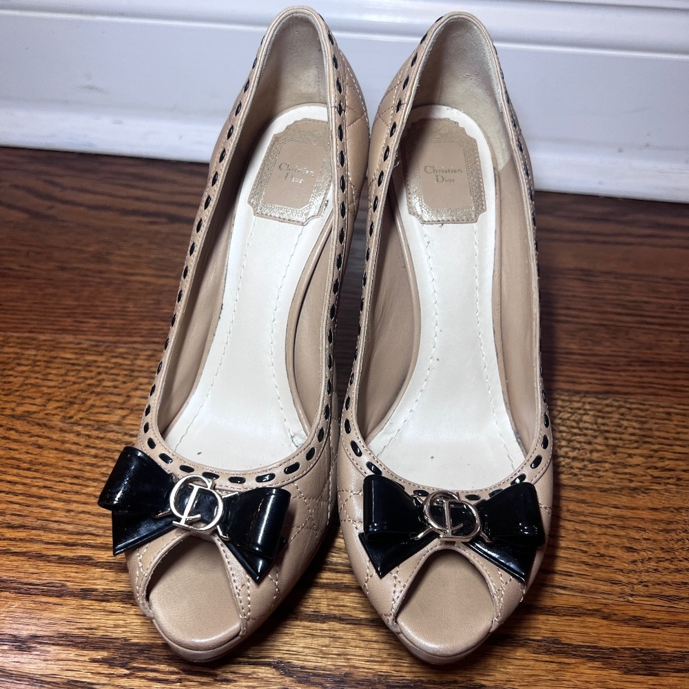Dior pumps